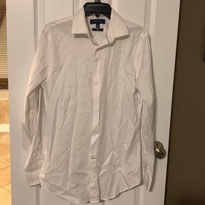 Mens white dress shirt. Slim fit. Size Medium